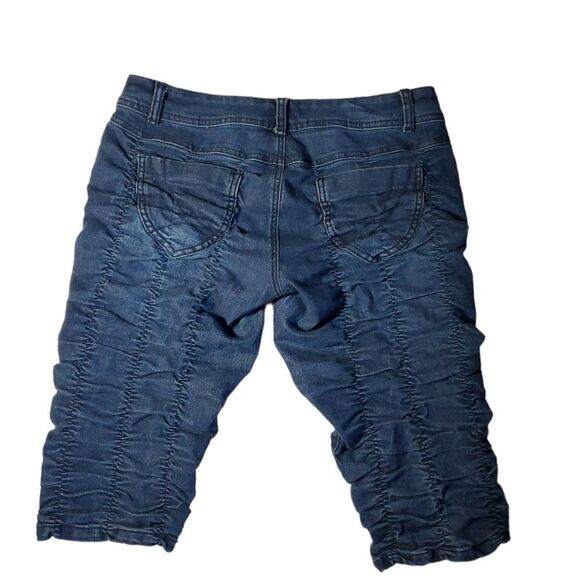 Scrunch front shorts 12 - Picture 2 of 5